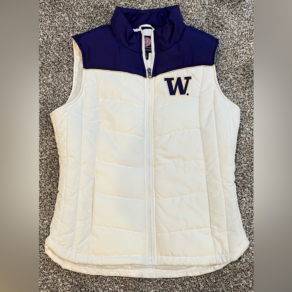UW Puffer Vest Size Medium